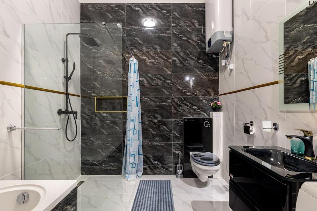 Appartement Black Marble Unique Design Near Danube River